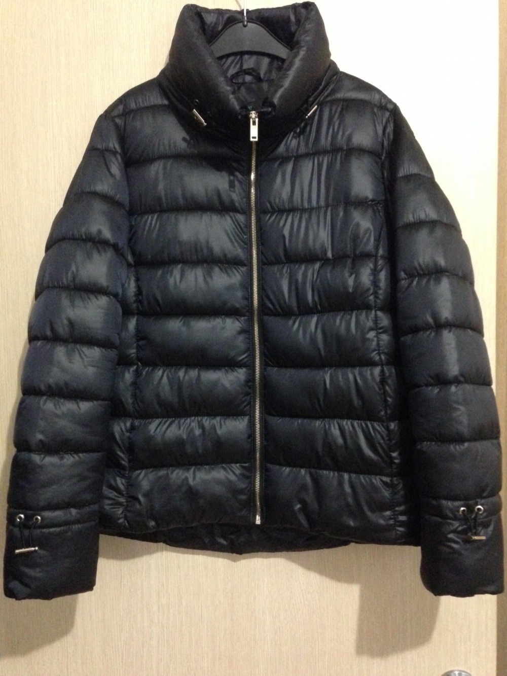 Утеплённая курточка  " BEFREE ", размер 46-48.