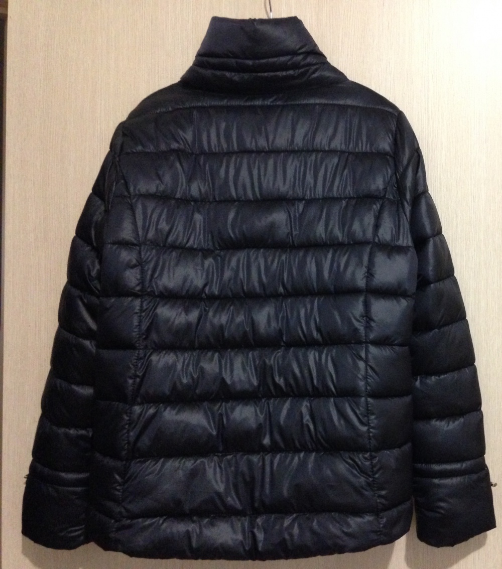 Утеплённая курточка  " BEFREE ", размер 46-48.