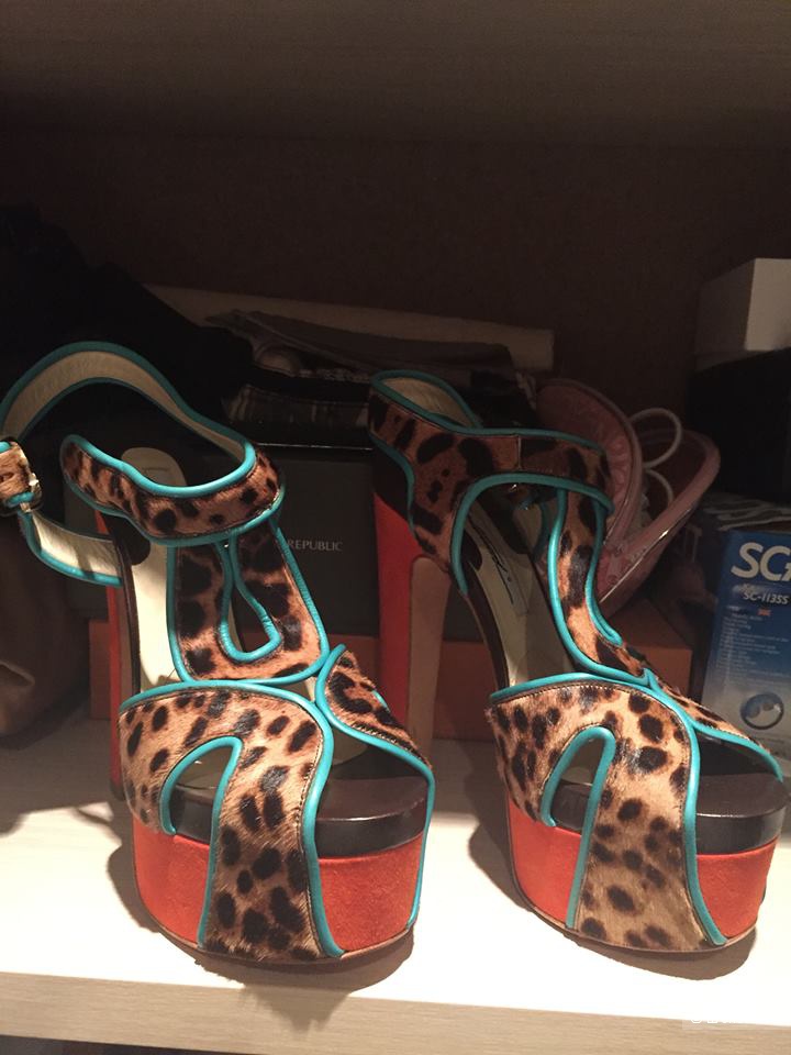 Замшевые босоножки Brian Atwood, размер 36.5