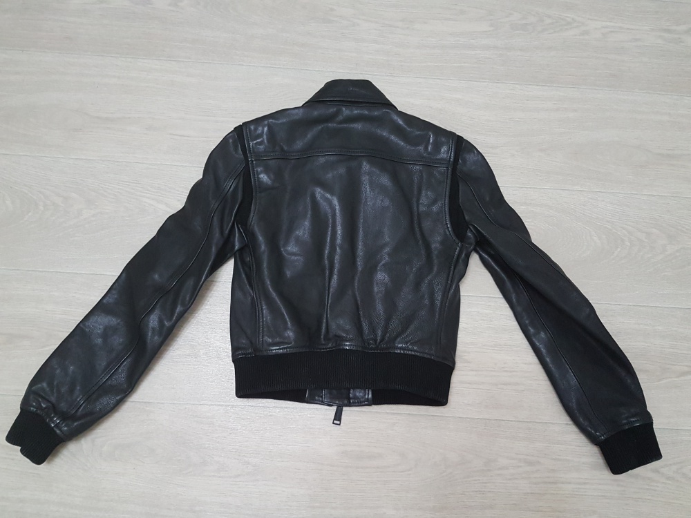Кожаная куртка Dsquared, размер XS (40-42)