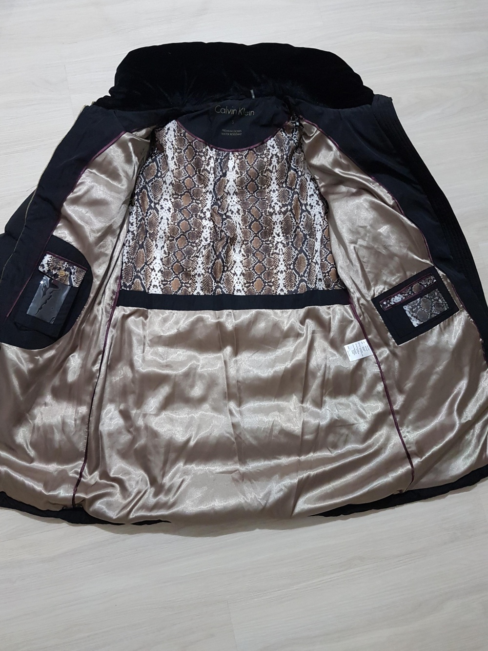 Пуховик Calvin Klein, размер S-M