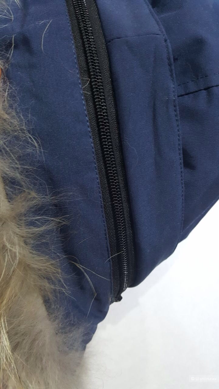 Canada Goose пуховик на мальчика 7-8 лет.