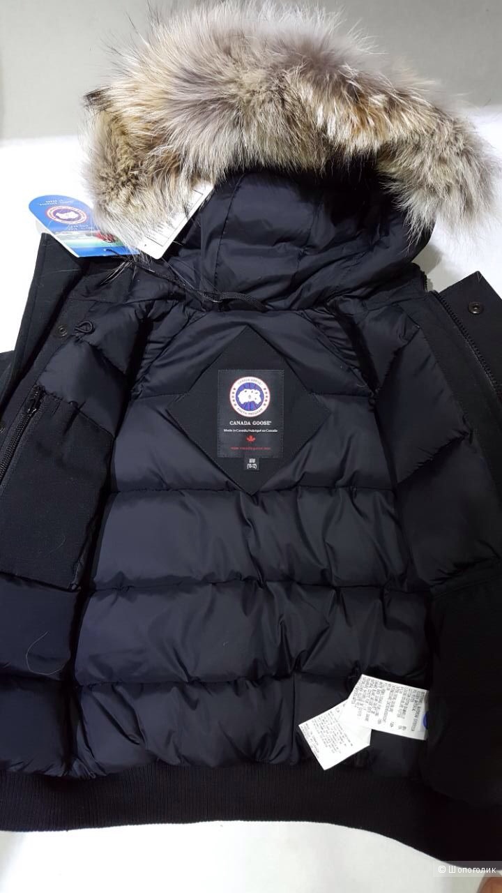 Canada Goose пуховик на мальчика 10-12 лет.