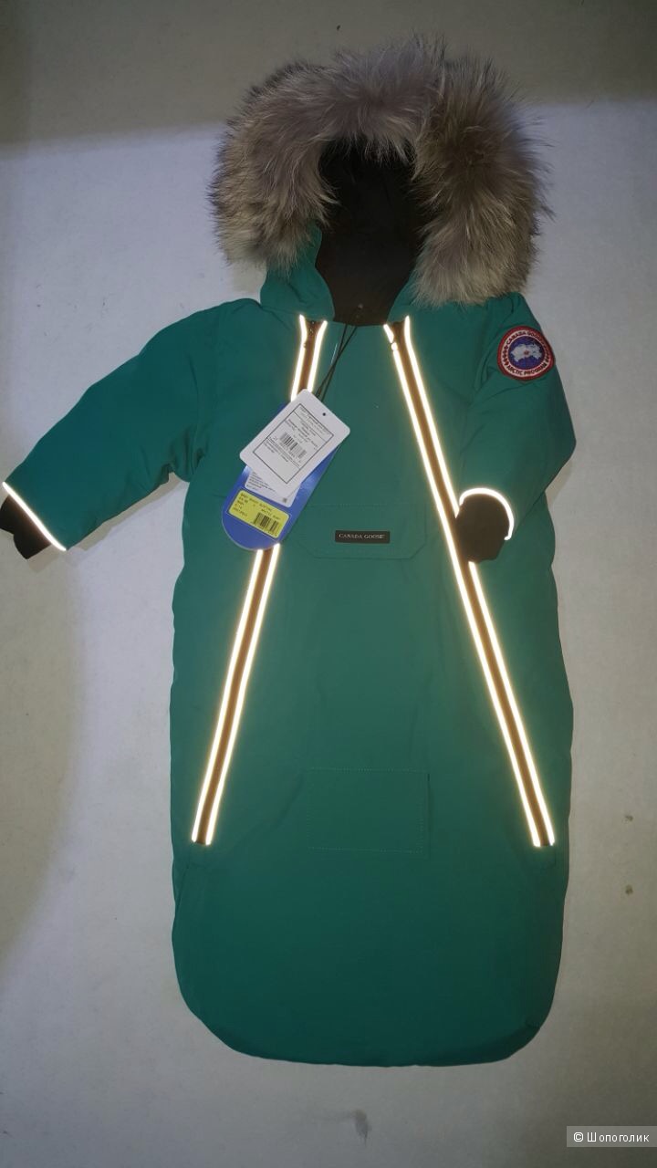 Canada Goose детский пуховый конверт. 6-12 мес
