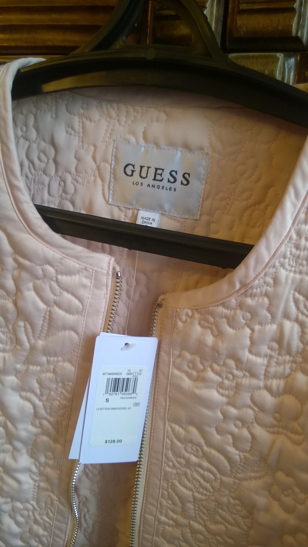 Бомбер Guess, 46