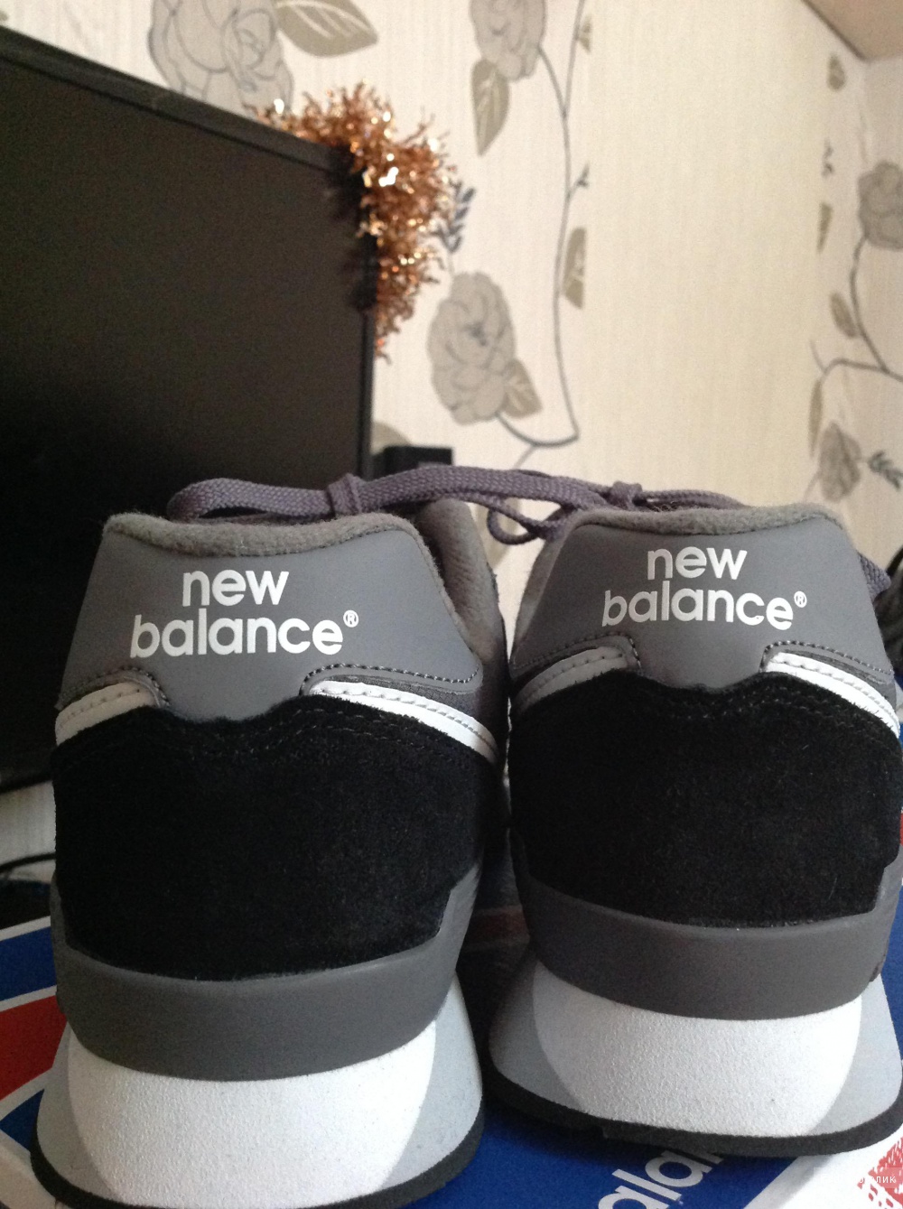 Кроссовки New Balance 42,5