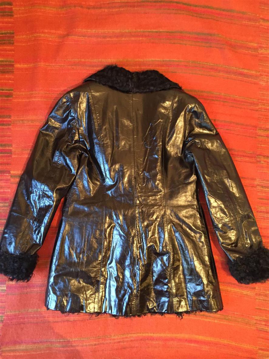 Женская кожаная куртка, размер L