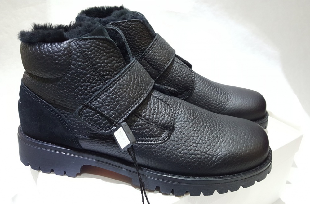 DOLCE&GABBANA зимние ботинки. р.37