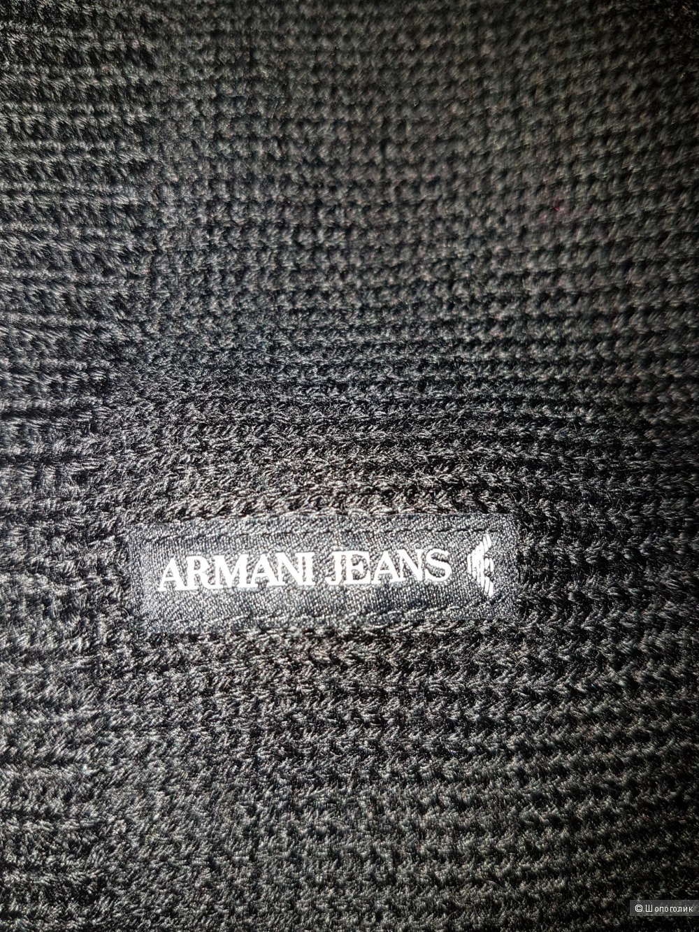 Шапка Armani Jeans.