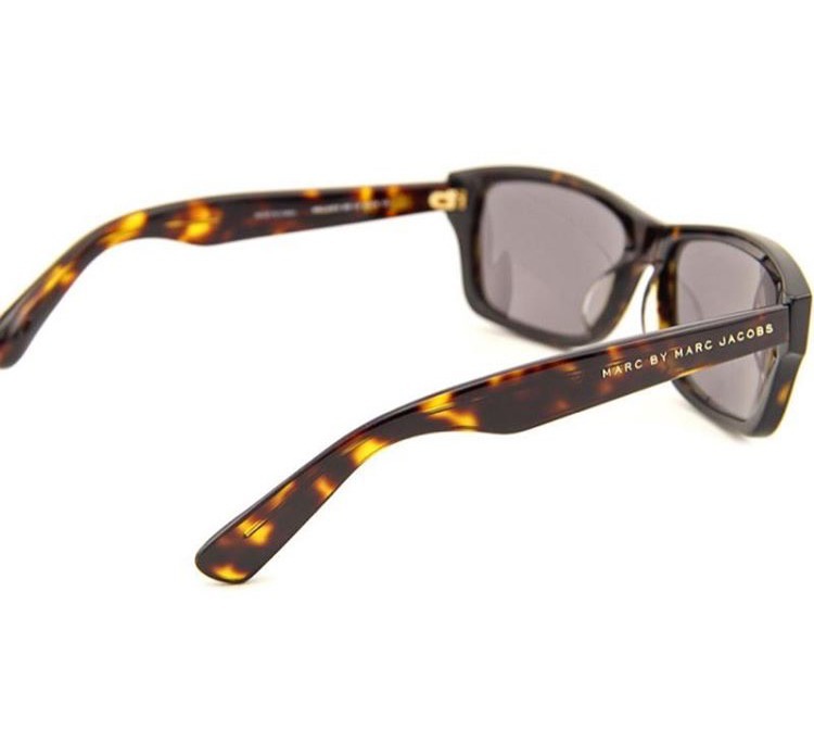 Солнцезащитные очки Marc by Marc Jacobs