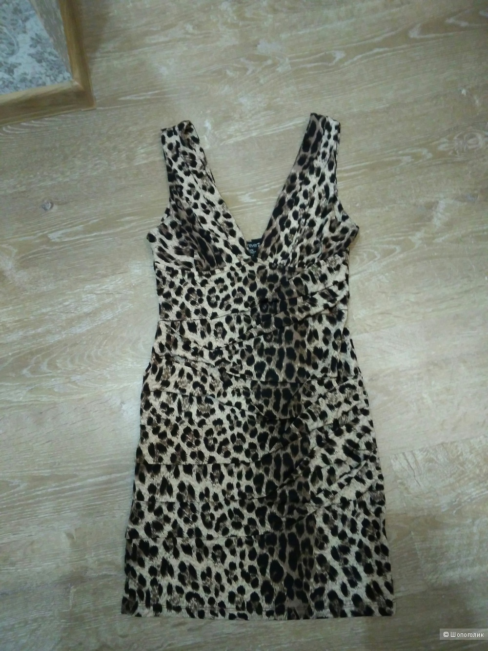 Платье Forever 21 40-42