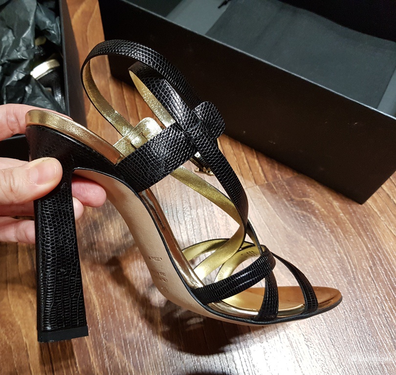 DSQUARED босоножки. р.38