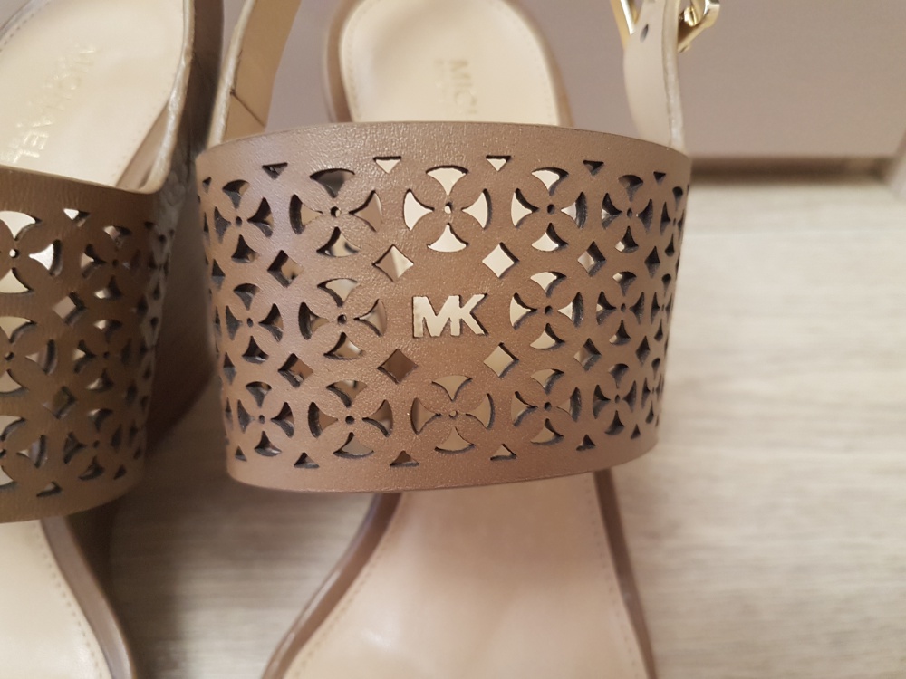 Босоножки Michael Kors, размер 39