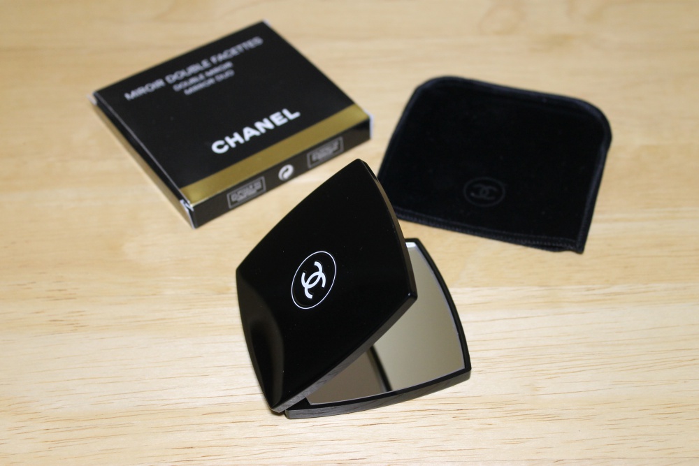 Зеркальце Chanel