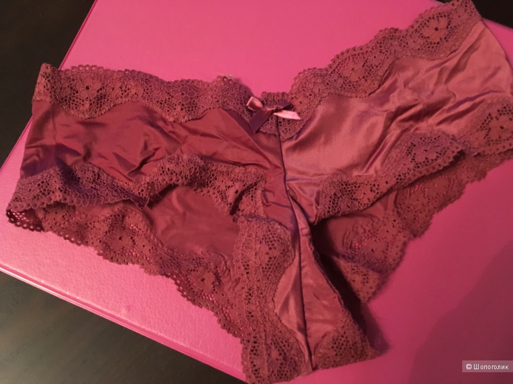 Трусики Victoria's Secret Very Sexy Lace-Trim Cheeky Panty, размер XS (сет из 3 штук)