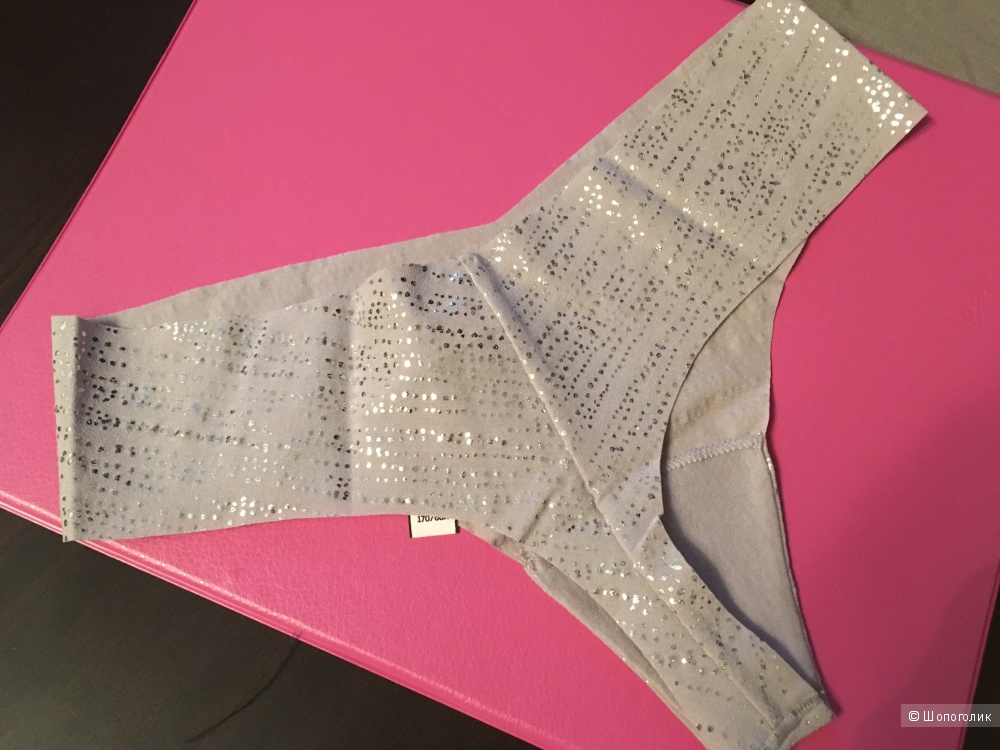 Бесшовные трусики - стринги Victoria's Secret, размер S (сет из 3 штук)