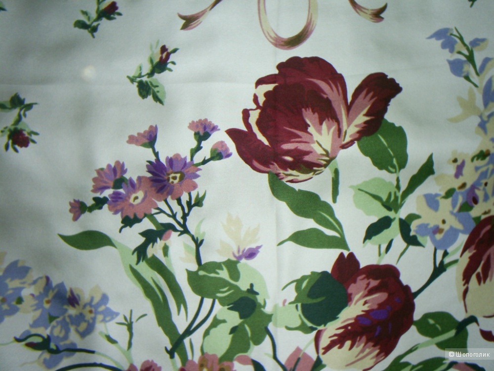 Шелковый платок от Laura Ashley 86-86 см.