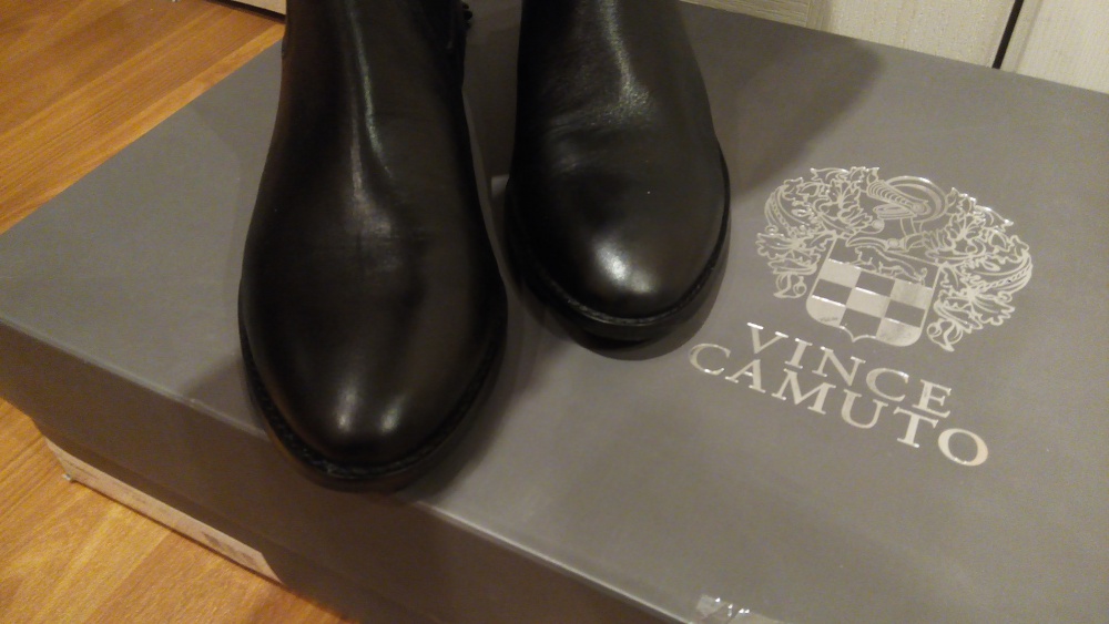 Новые кожаные сапоги Vince Camuto размер 7,5