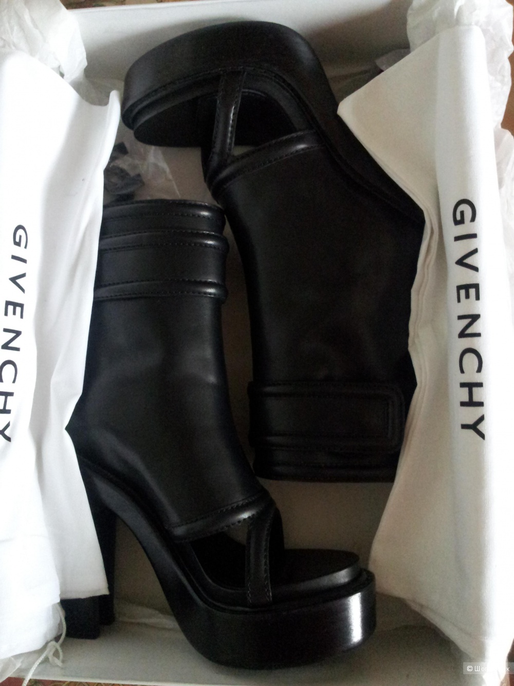 Открытые ботильоны Givenchy размер 38