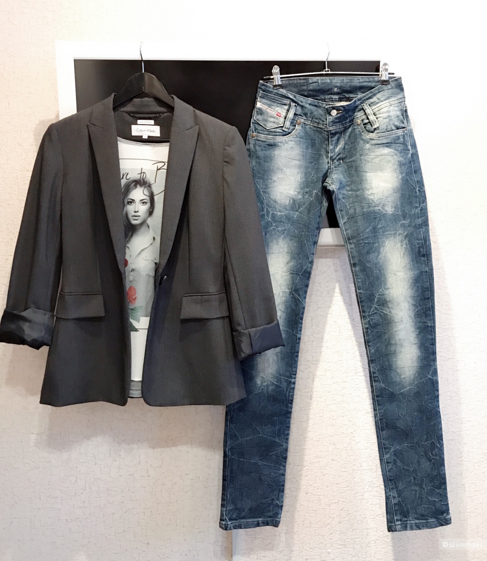 Пиджак Calvin Klein, джинсы Diesel, футболка Orsay 44