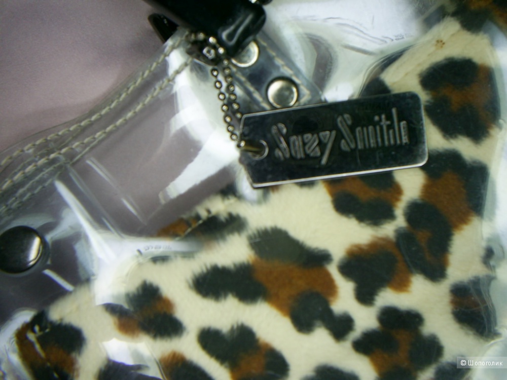 Сумка от Suzy Smith.
