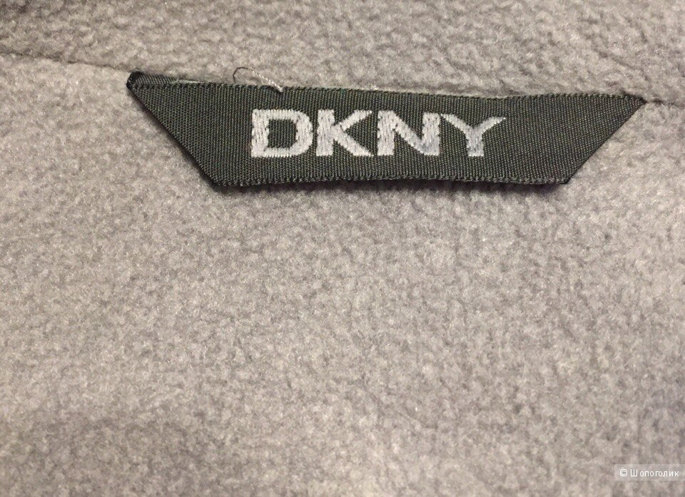Ветровка DKNY в размере S (унисекс)