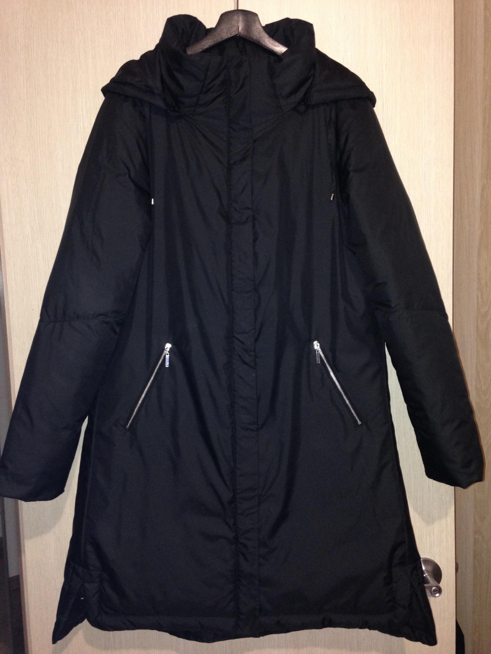 Утеплённое пальто " Medicine ", 46-48 размер.
