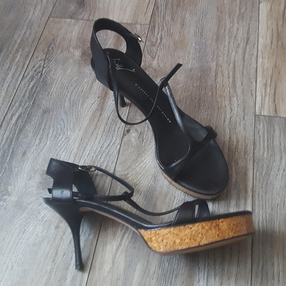 Босоножки Giuseppe Zanotti 39,5 размер