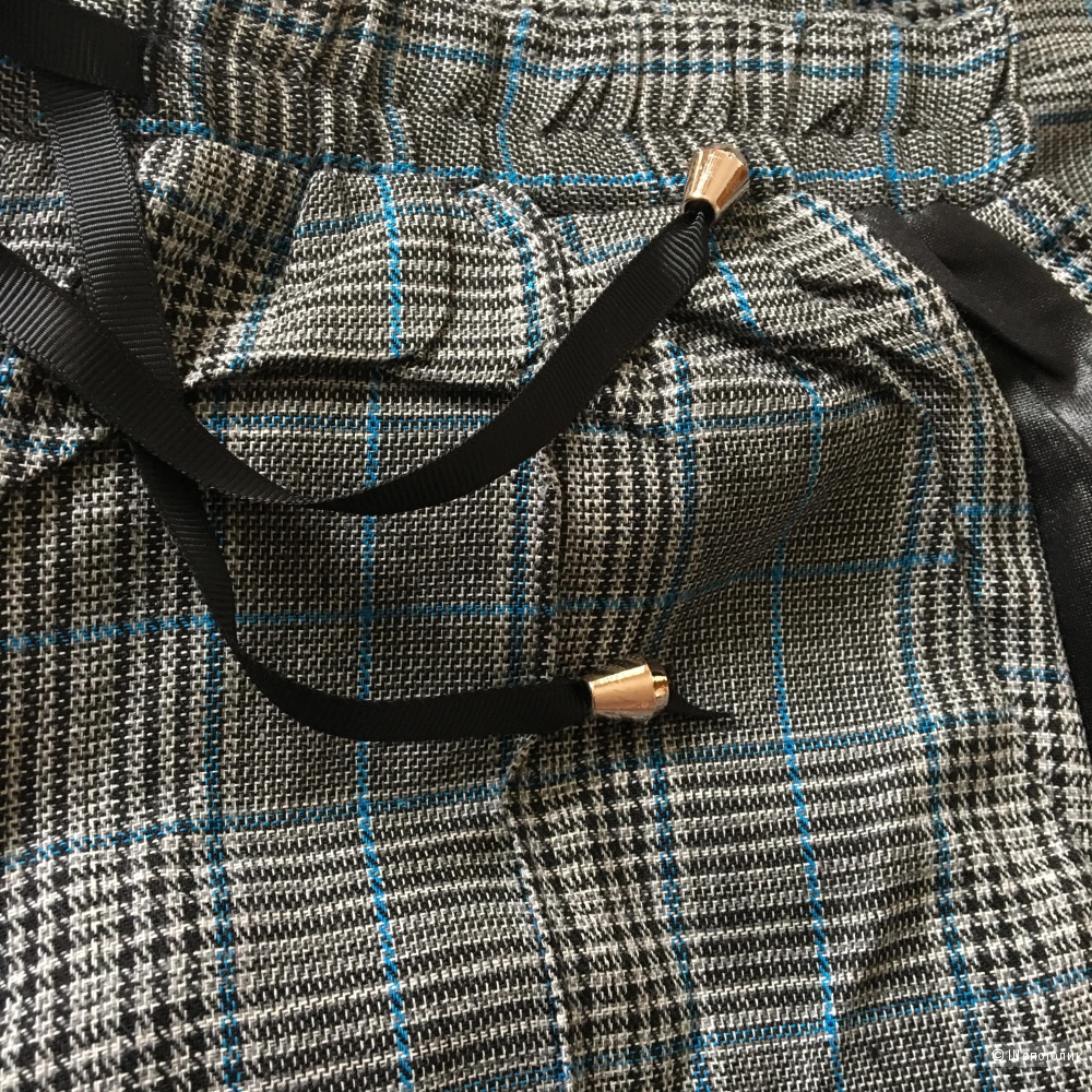 Костюм брючный Valentino, M
