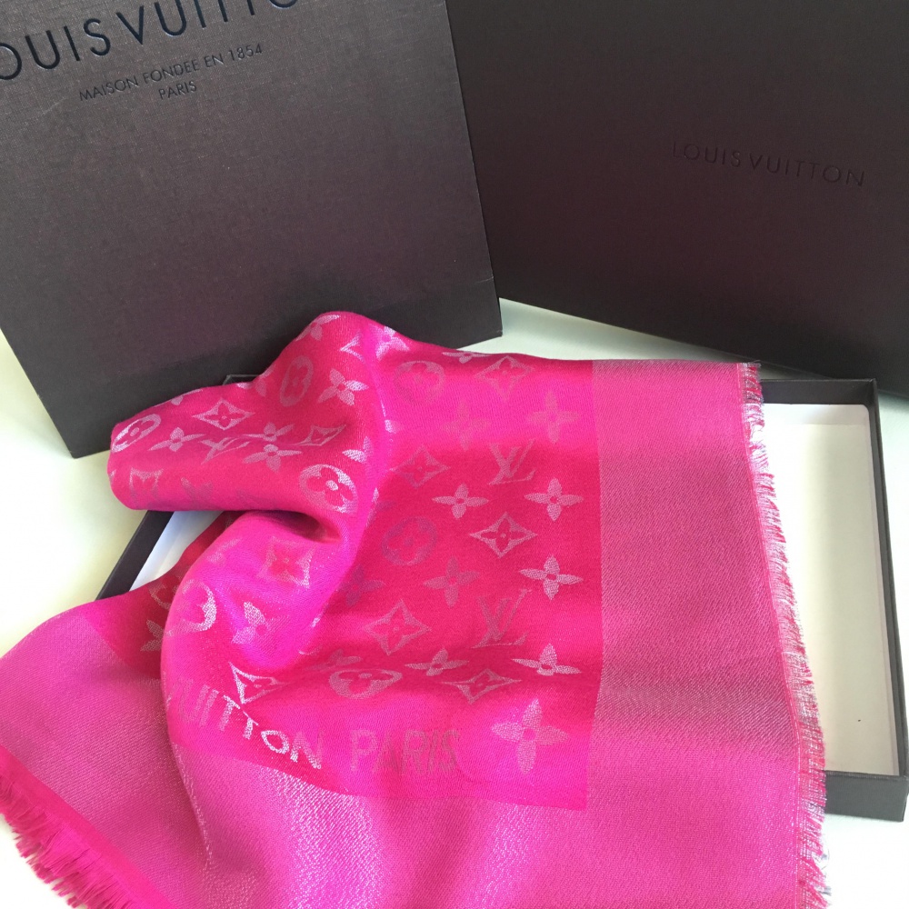 Платок Louis Vuitton raspberry, 140/140