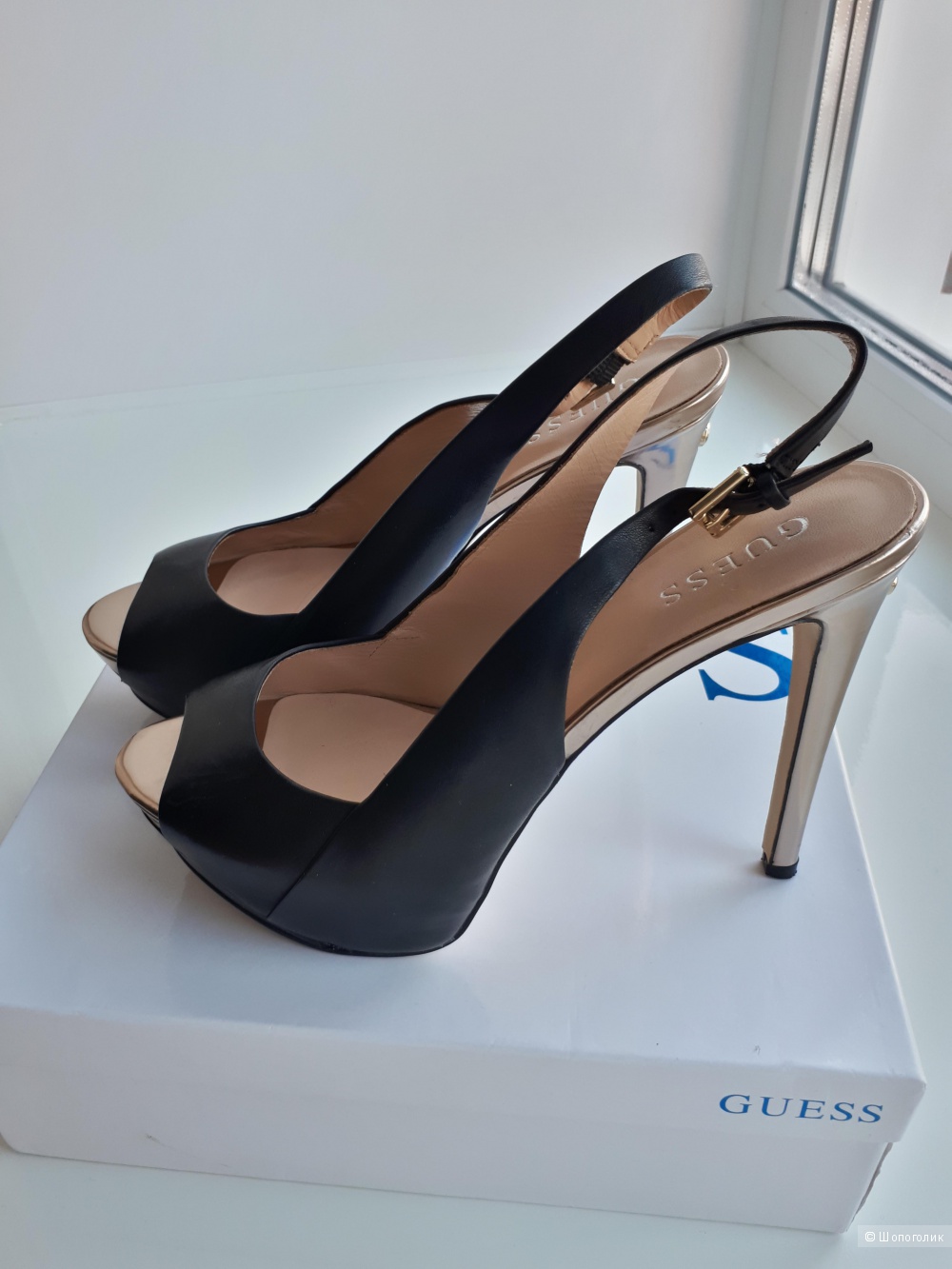 Босоножки GUESS 40 размер