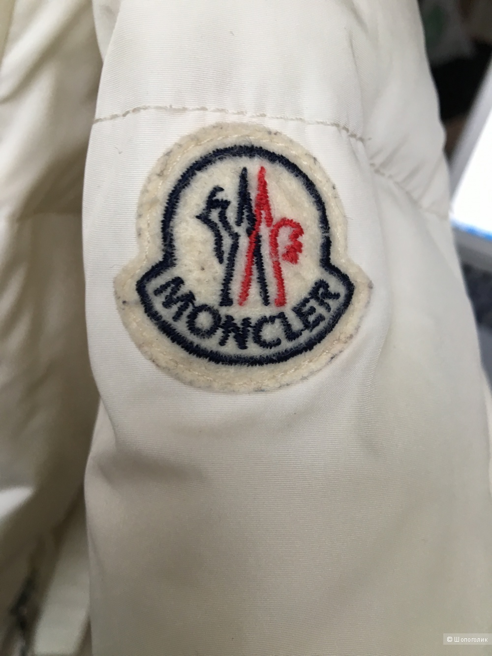 Пуховик Moncler, на 8 лет