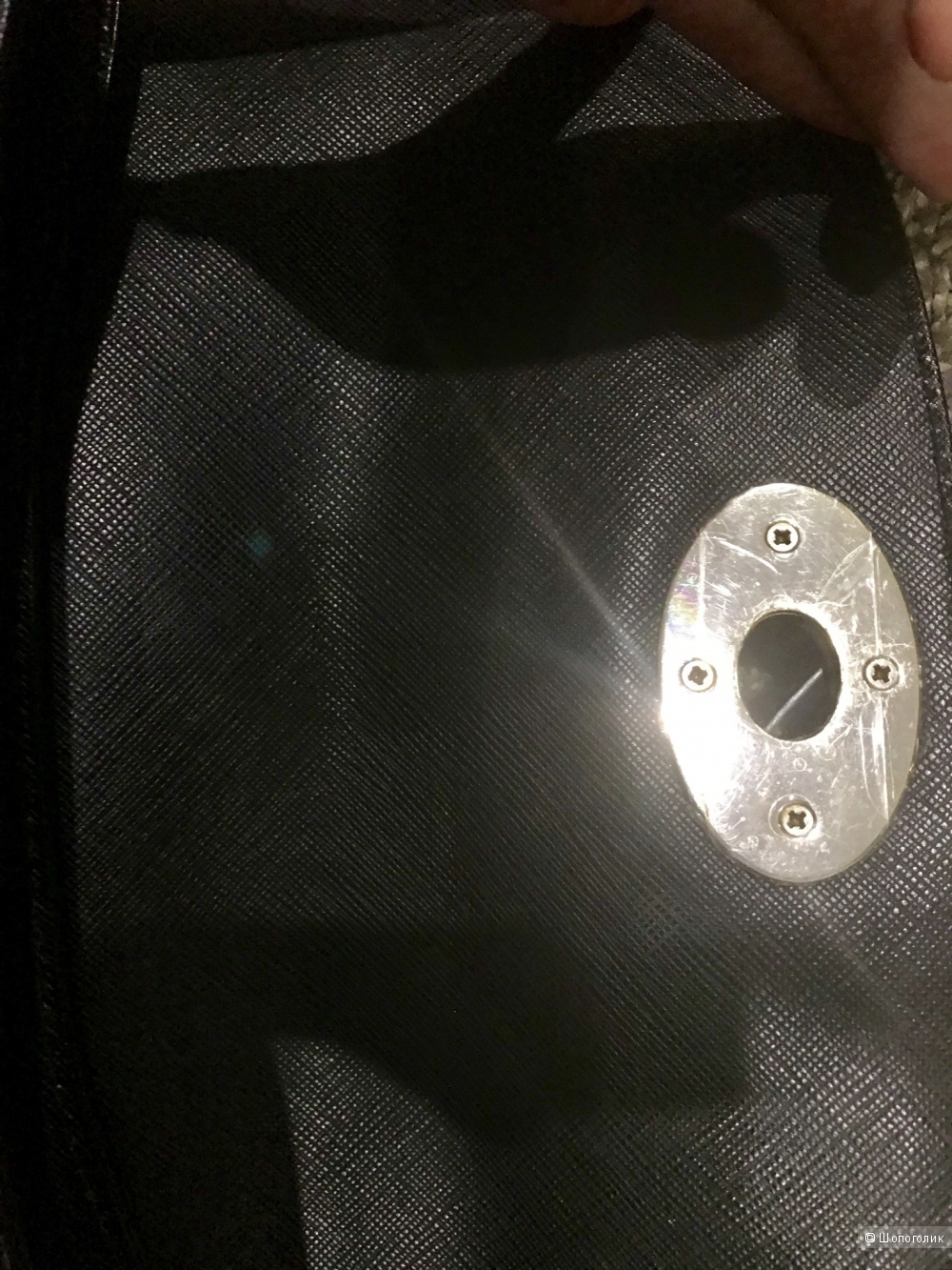 Небольшая кожаная сумочка le tanneur