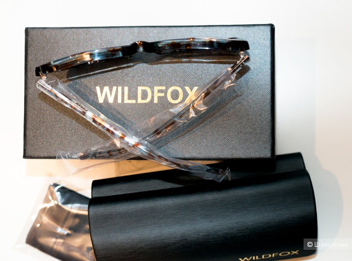 Солнцезащитные очки Wildfox