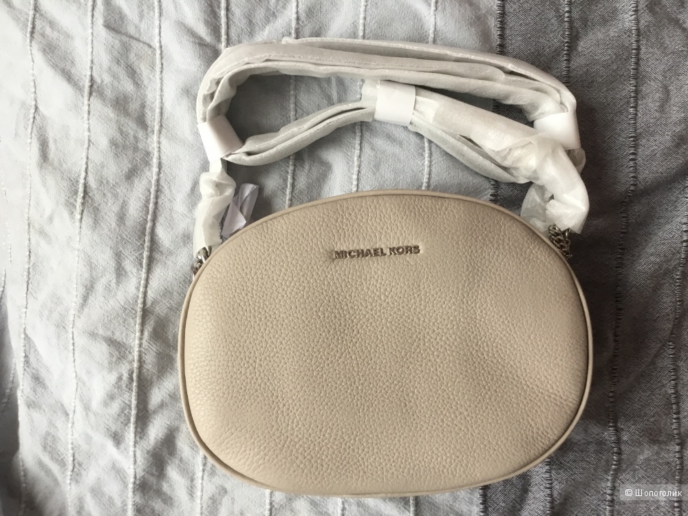 Сумочка-кроссбоди от Michael Kors, модель Ginny