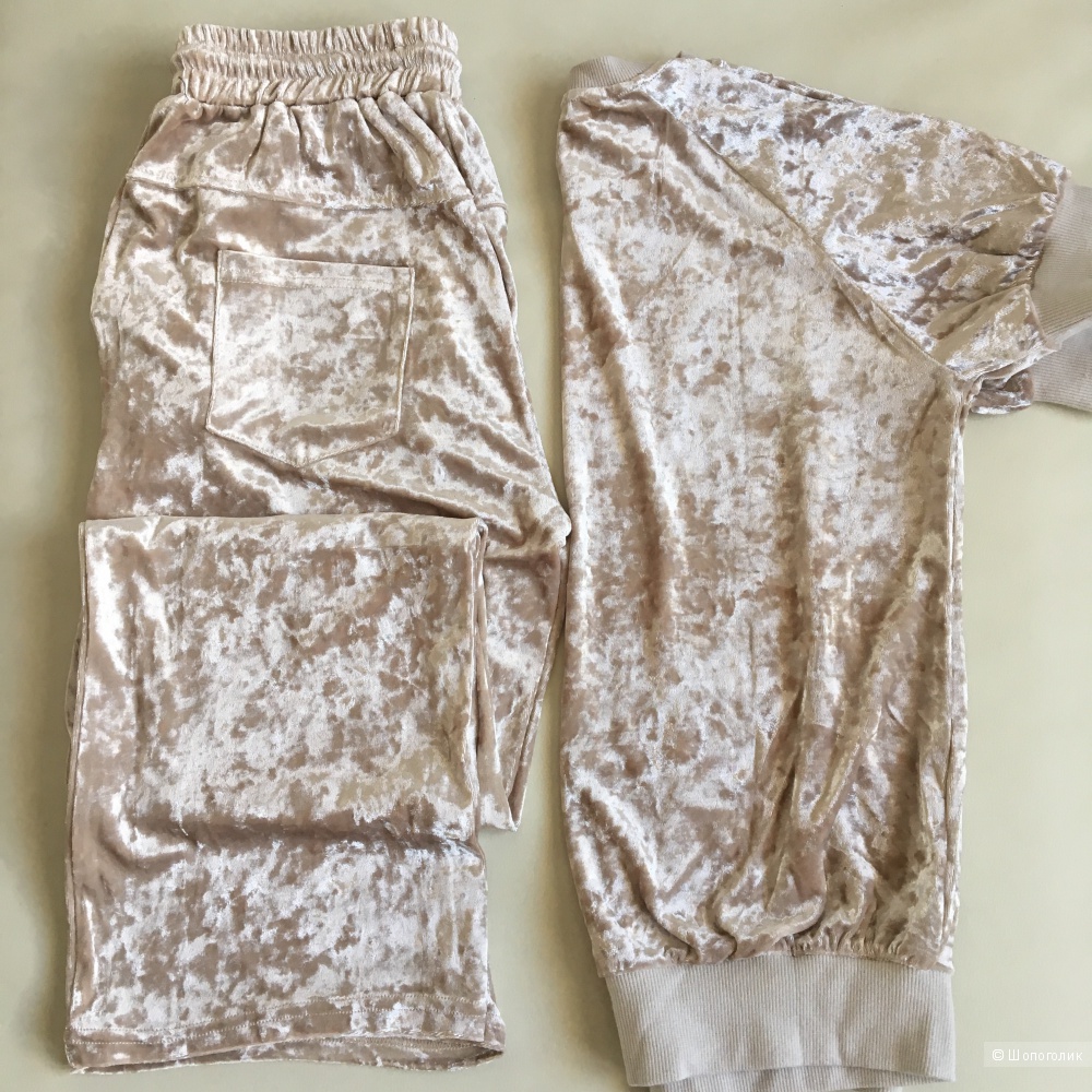 Костюм Chanel beige, one size