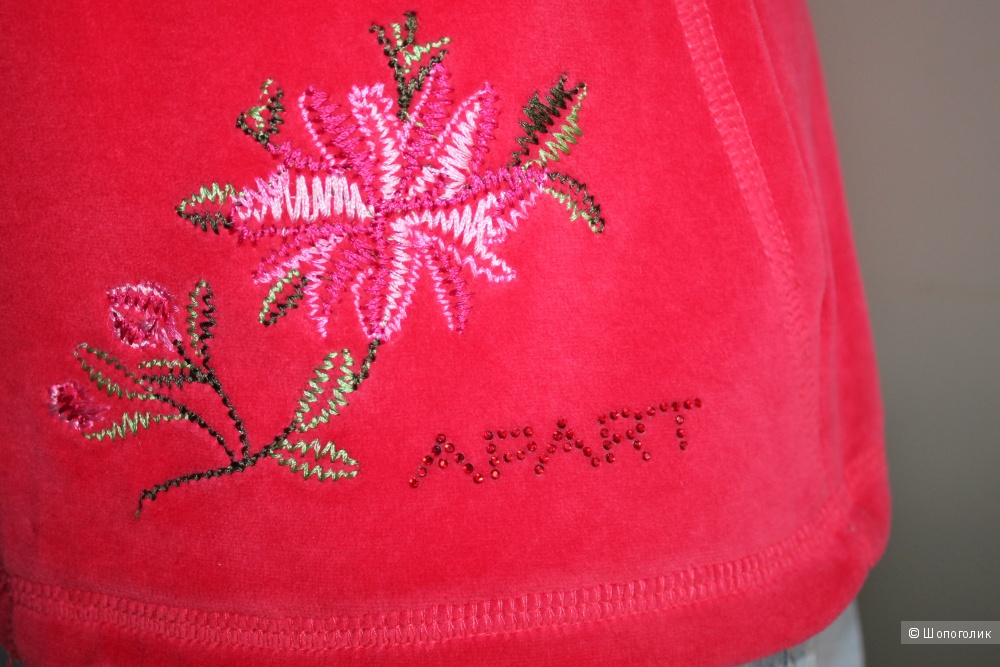 Толстовка с капюшоном бренда APART, размер  D 36