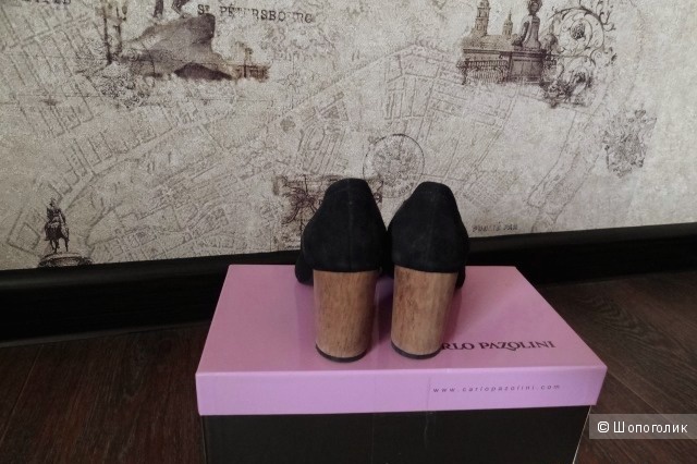 Замшевые туфли 37 размера "Carlo Pazolini"