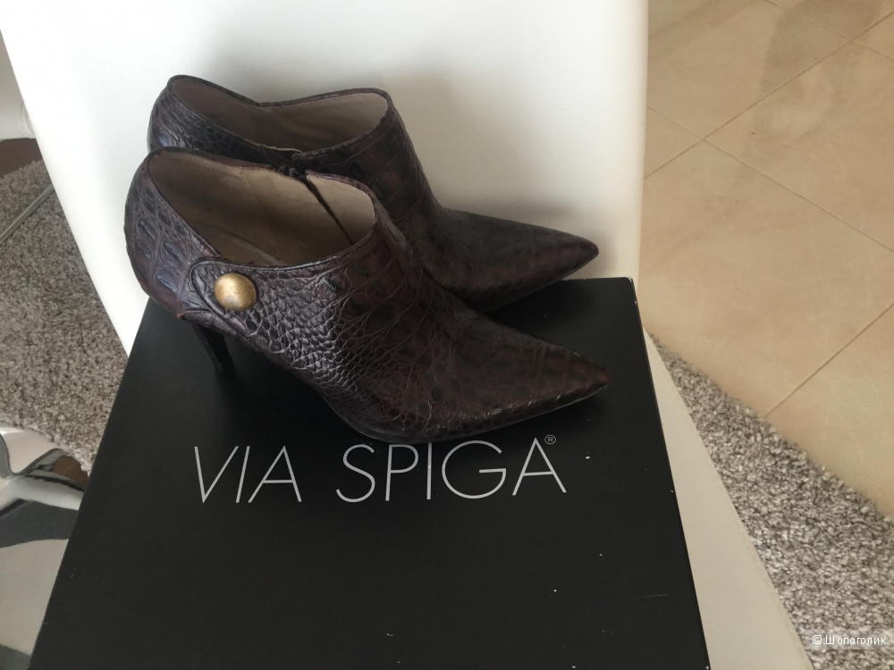 Ботинки фирмы VIA SPIGA 38 размер