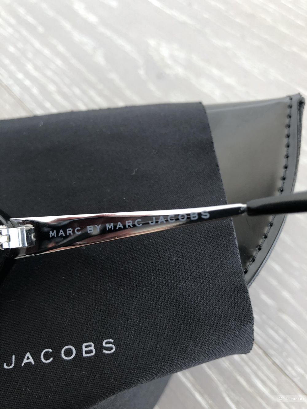 Солнцезащитные очки Marc by Marc Jacobs