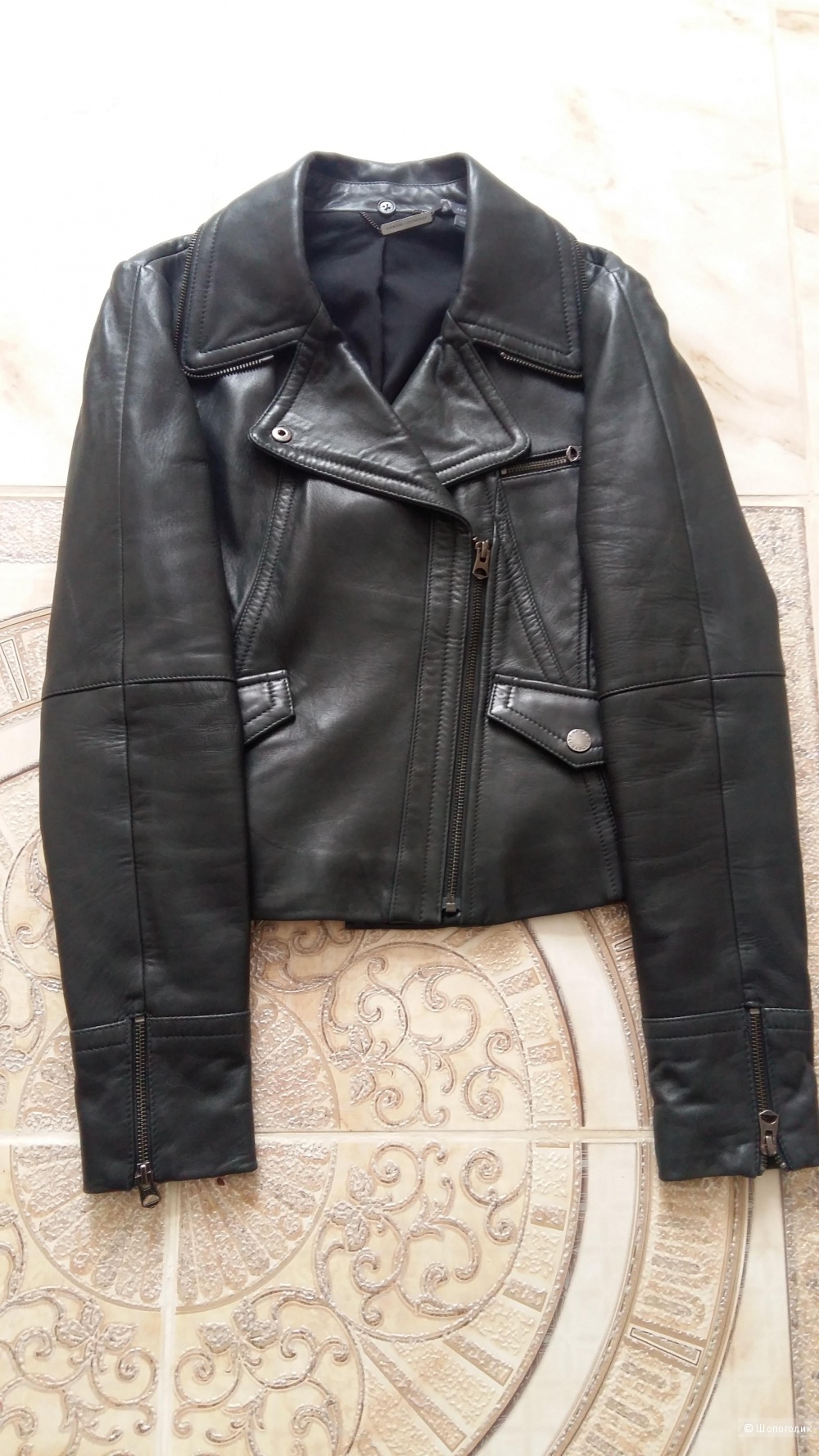 Куртка кожаная Армани, размер 42-44.