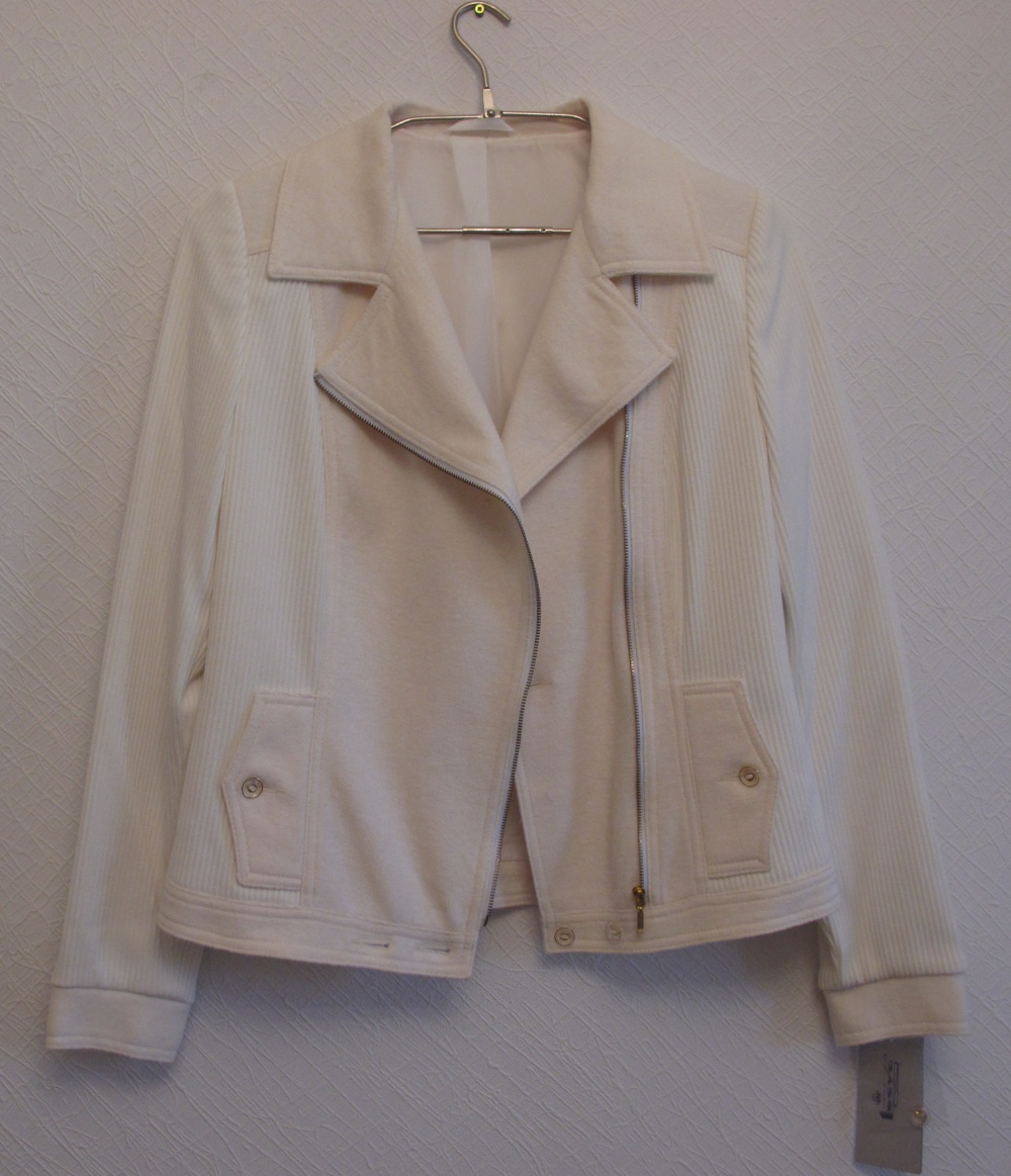 Куртка - пиджак 44 размер