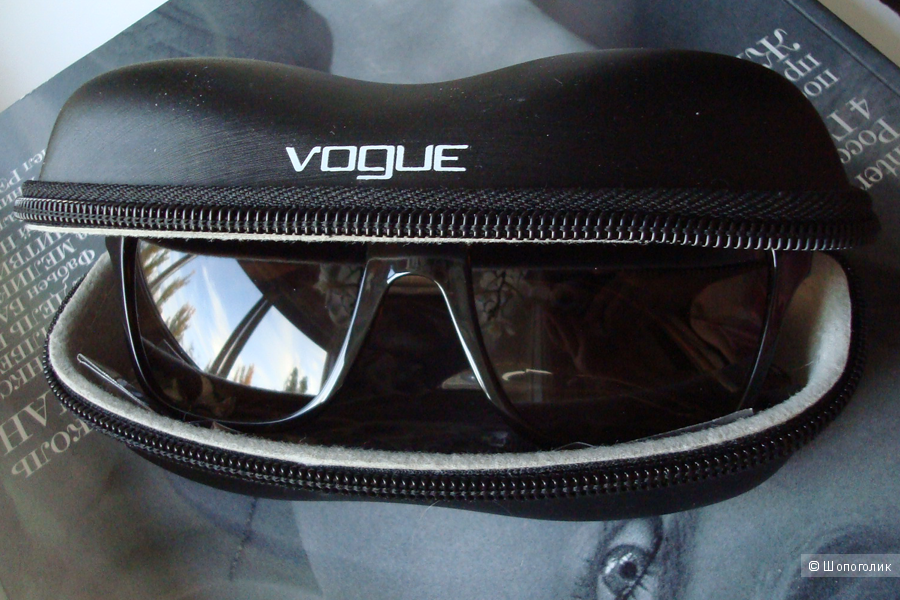 Очки солнцезащитные Vogue