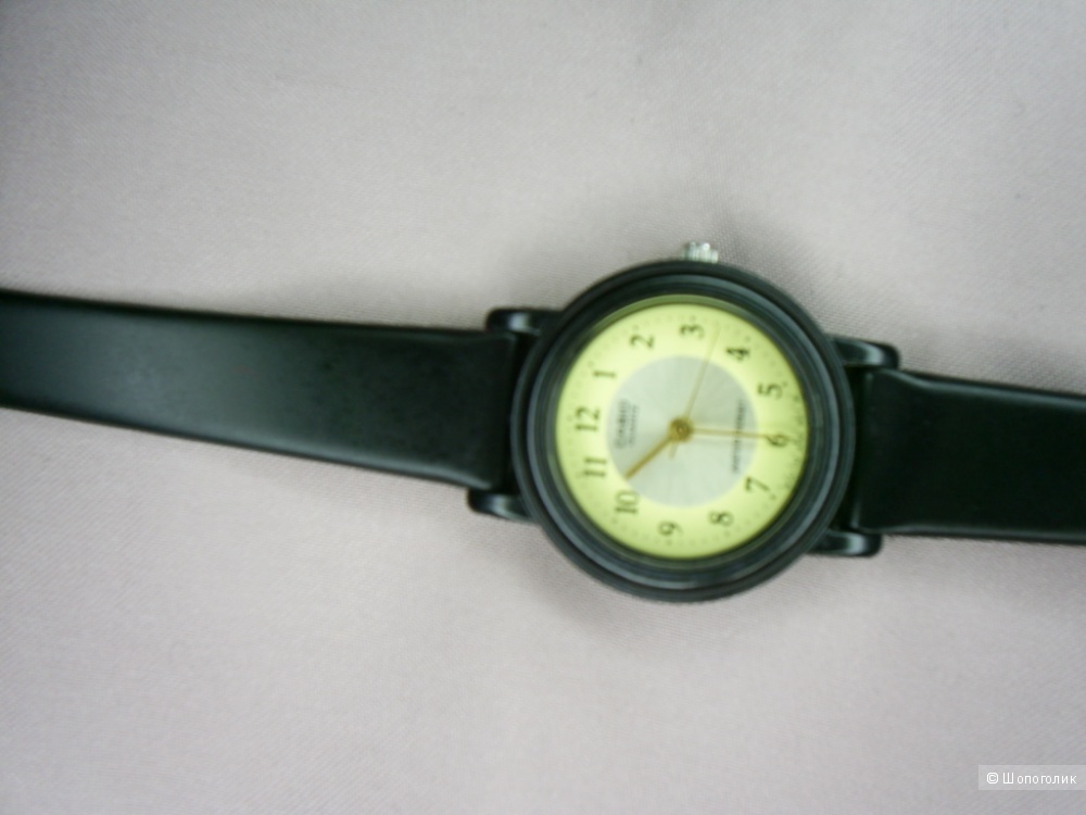 Часы Casio.
