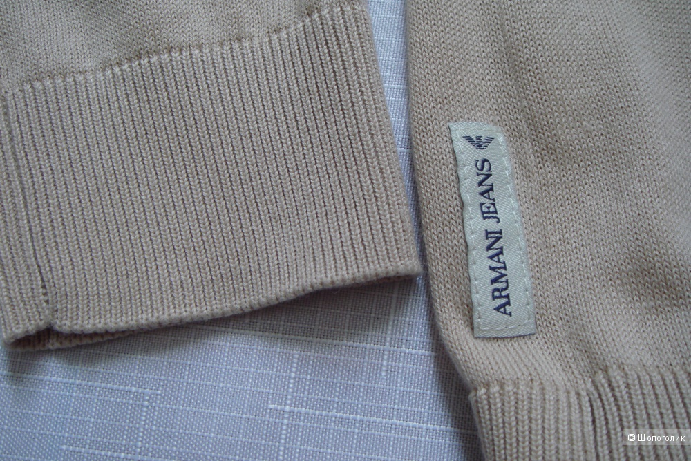 Джемпер Armani Jeans размер 40eu- 165/88А на 44 рус.