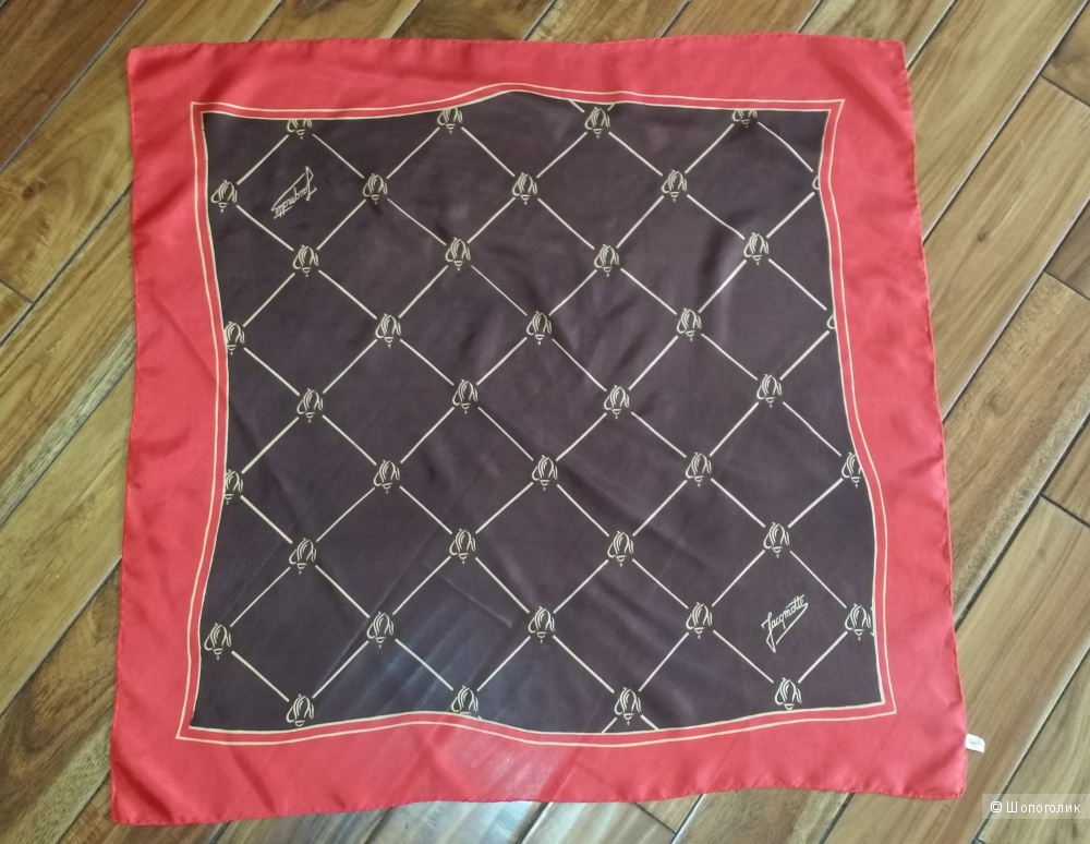 Шелковый платок 	 Jacqmotte . 85 см на 87 см