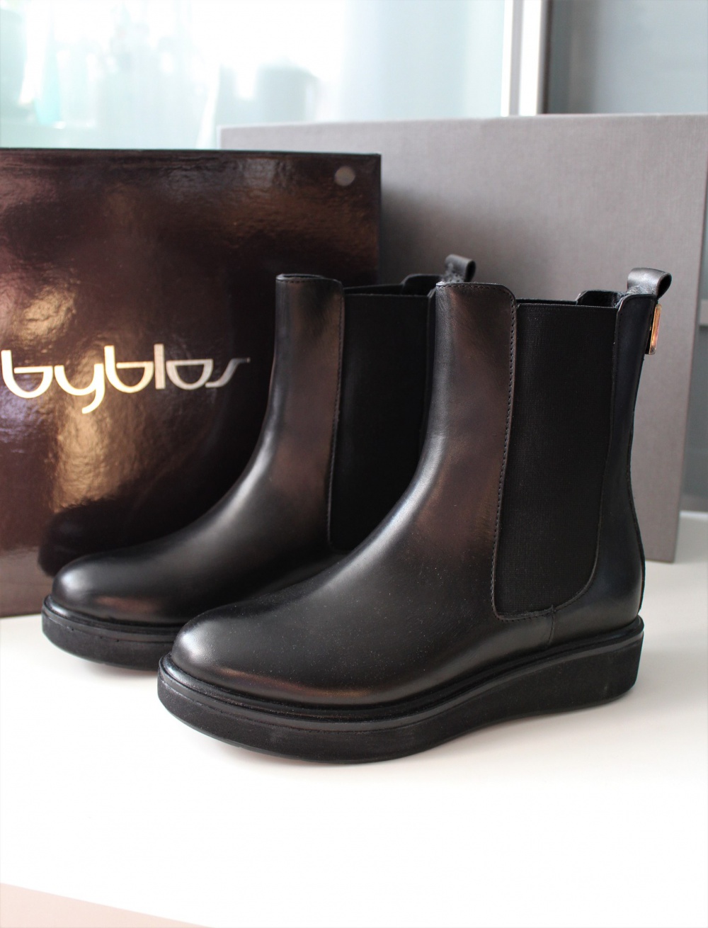 Ботинки Byblos размер 36