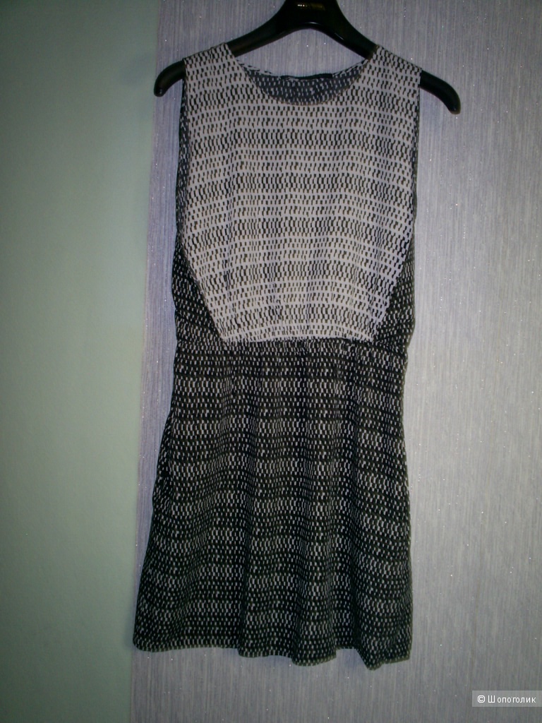 Платье Zara р М на 44-46-48 рус.