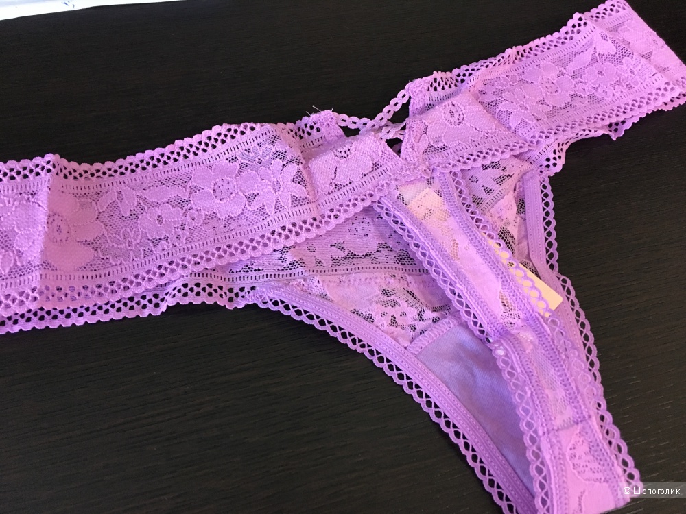 Кружевные стринги Victoria's Secret, размер S (сет из 3 штук)