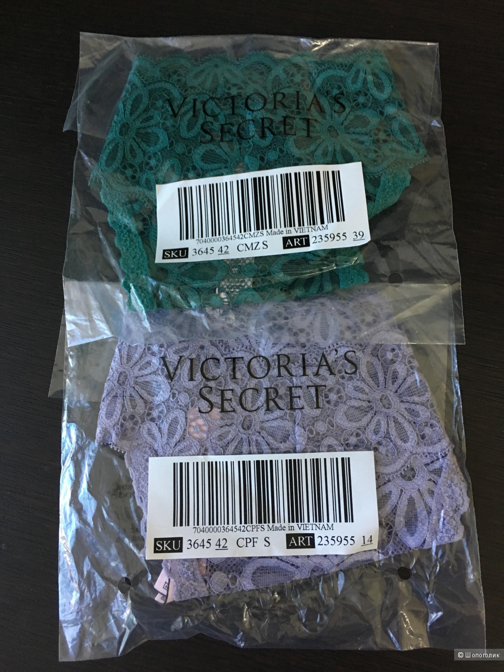 Кружевные трусики - стринги Victoria's Secret, размер S (сет из 2 штук)
